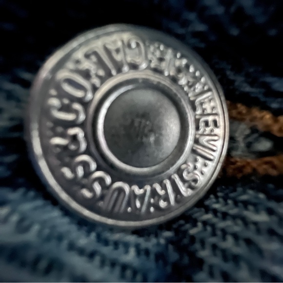 Levi 550 Medium Wash 42X30 Straight Leg Relaxed Denim Jeans - Picture 8 of 9